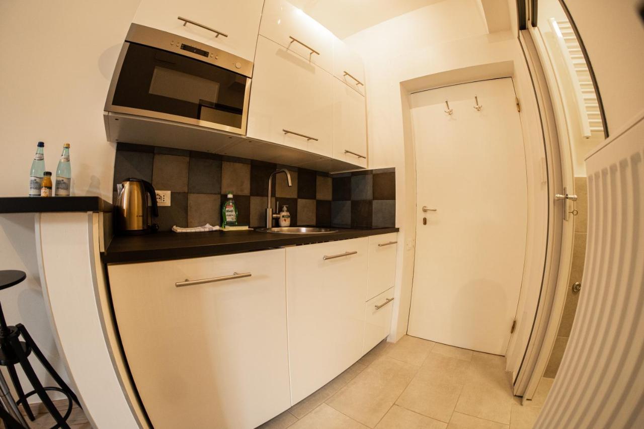 Flow Apartments Winkel Love Und Happiness Meran Buitenkant foto