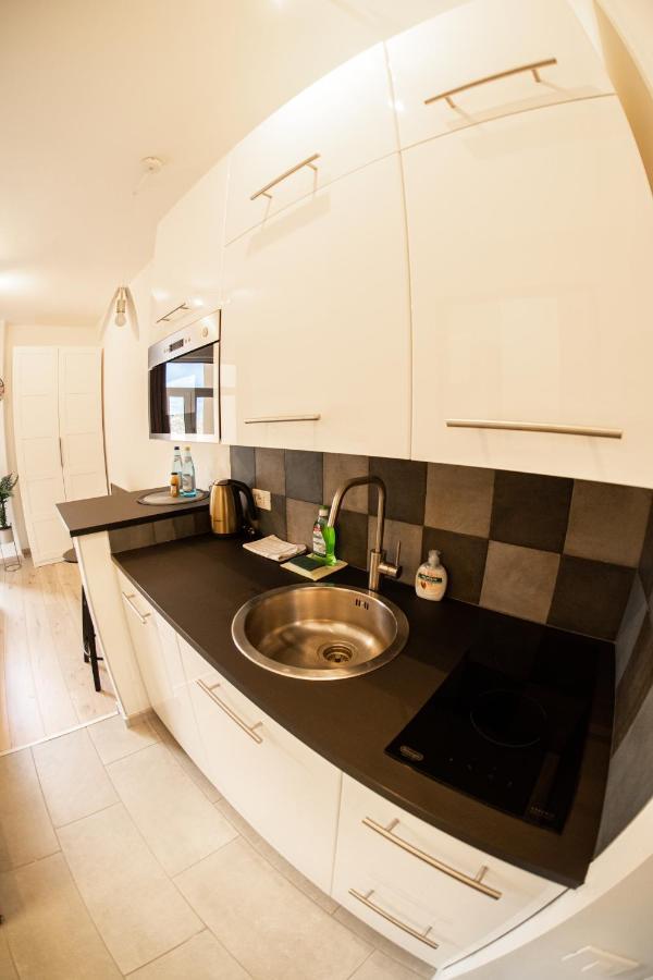 Flow Apartments Winkel Love Und Happiness Meran Buitenkant foto
